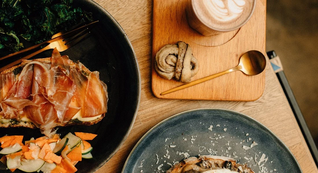 Tostadas y café. — Mantarraya Cafe, Tripadvisor